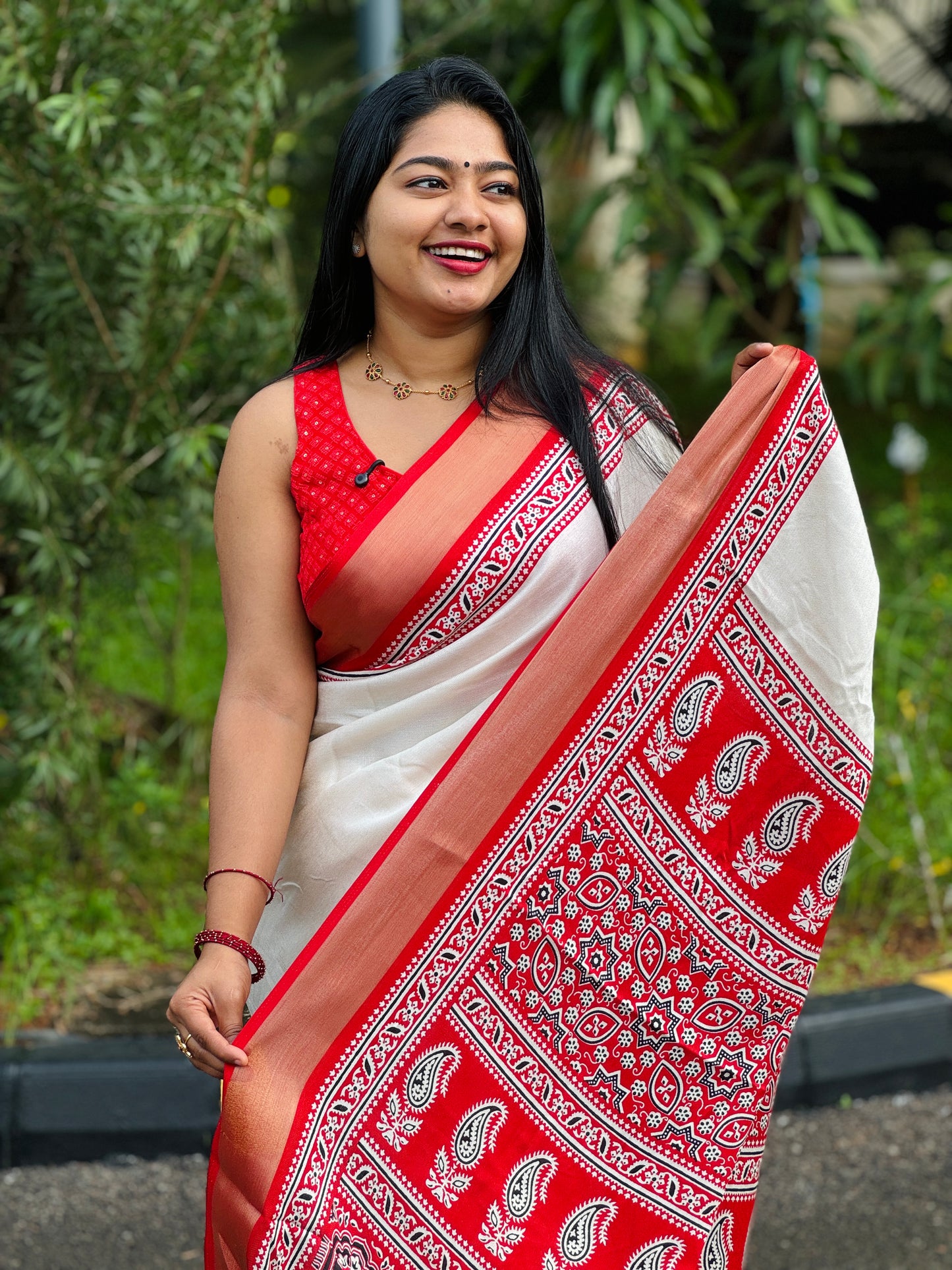 Onam Elegance in Semi Modal Silk Saree A - 1509