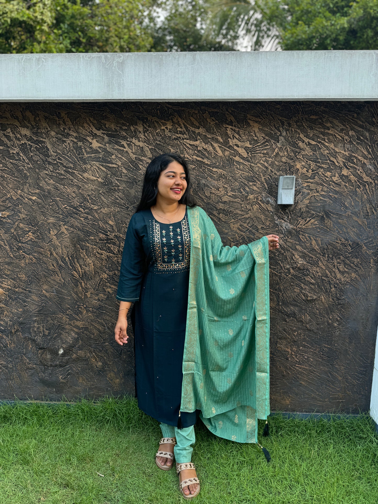 Crepe Modal With Banarassi Dupatta - A1353