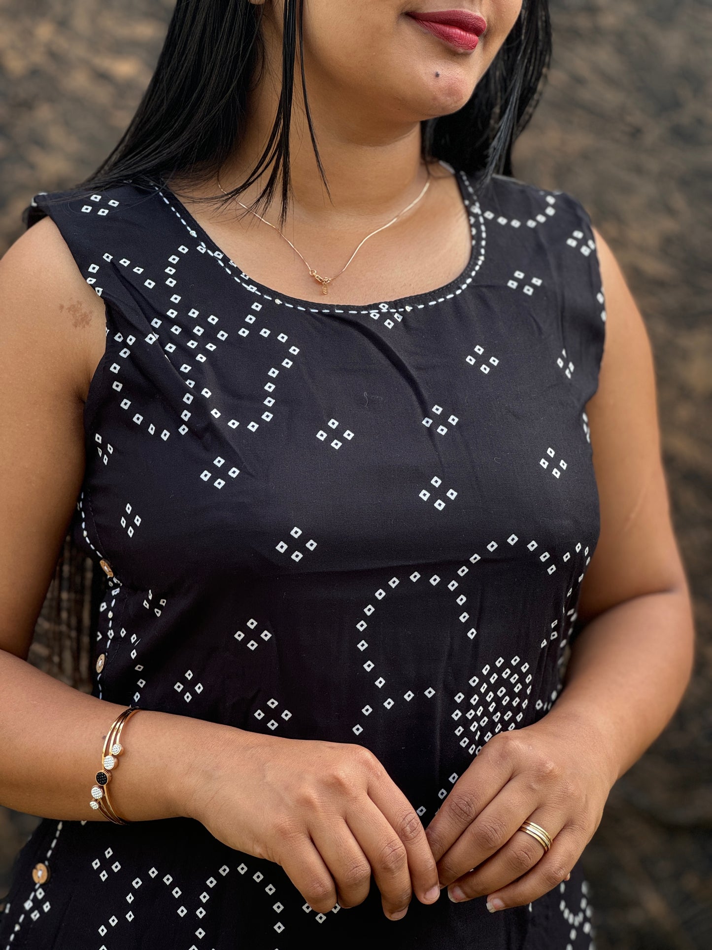 Soft cotton cordset in a classic black & white combo - A1434