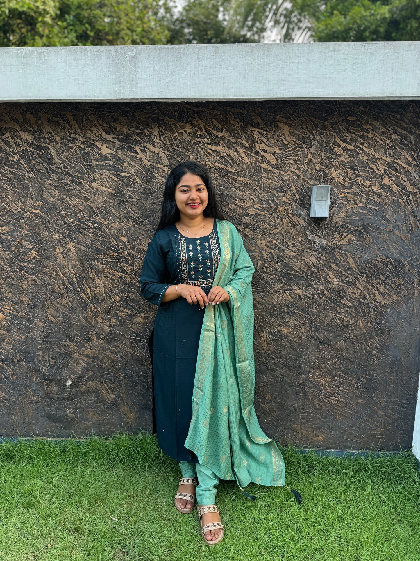 Crepe Modal With Banarassi Dupatta - A1353