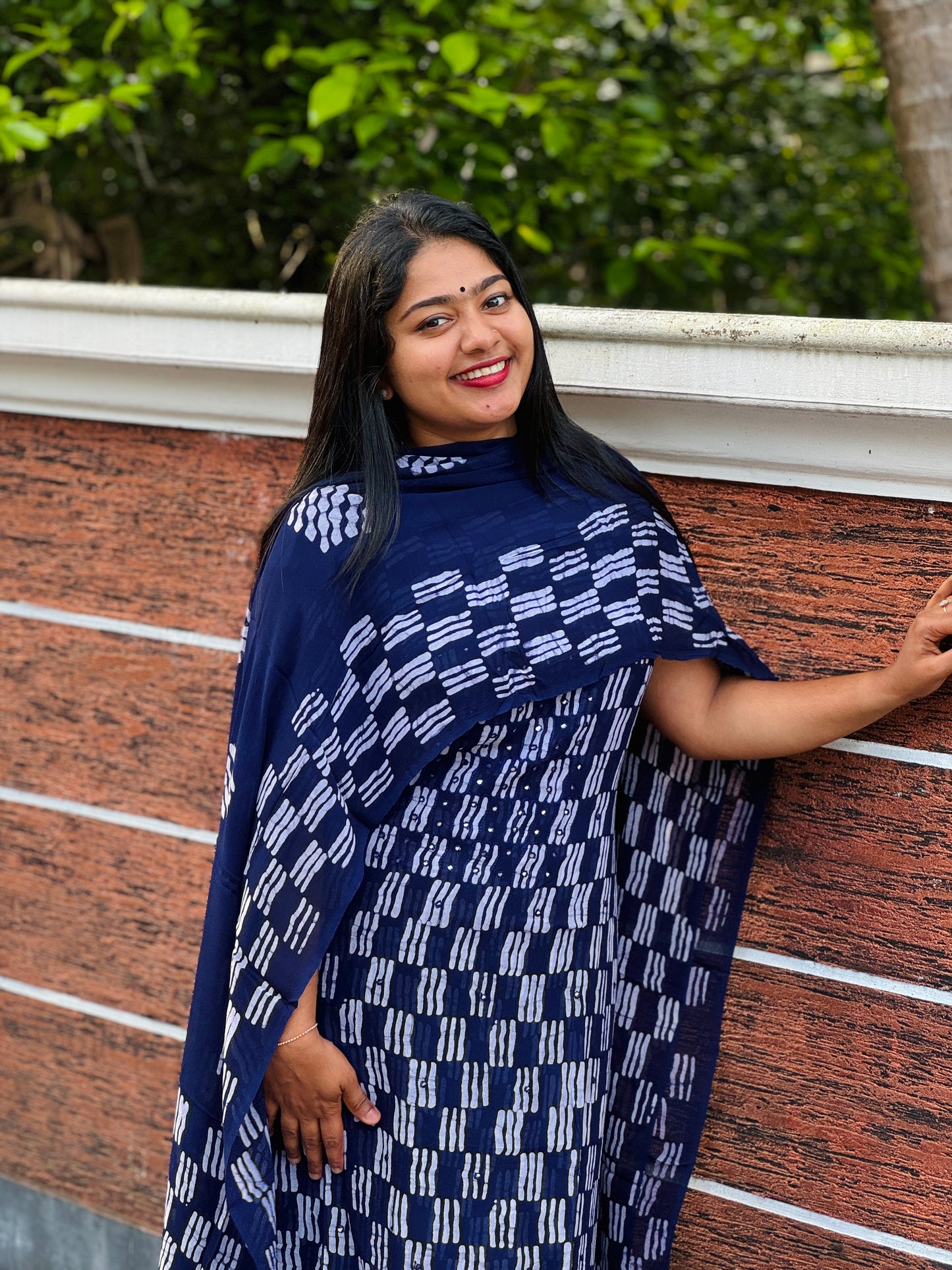 Georgette Batik Print Unstitched Churidar Material