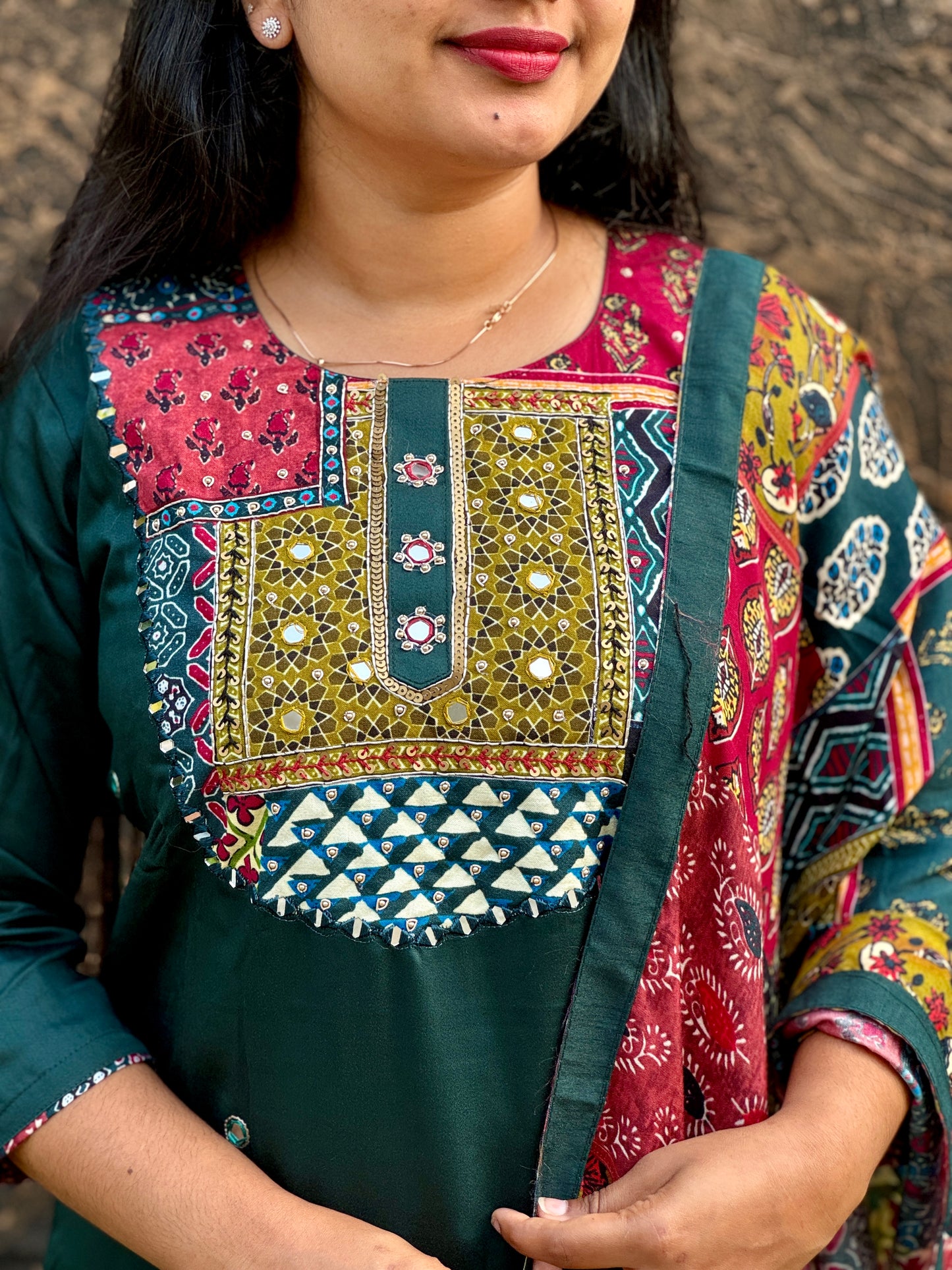 Grace in Green: Premium Gajji Modal Silk Elegance - A1383