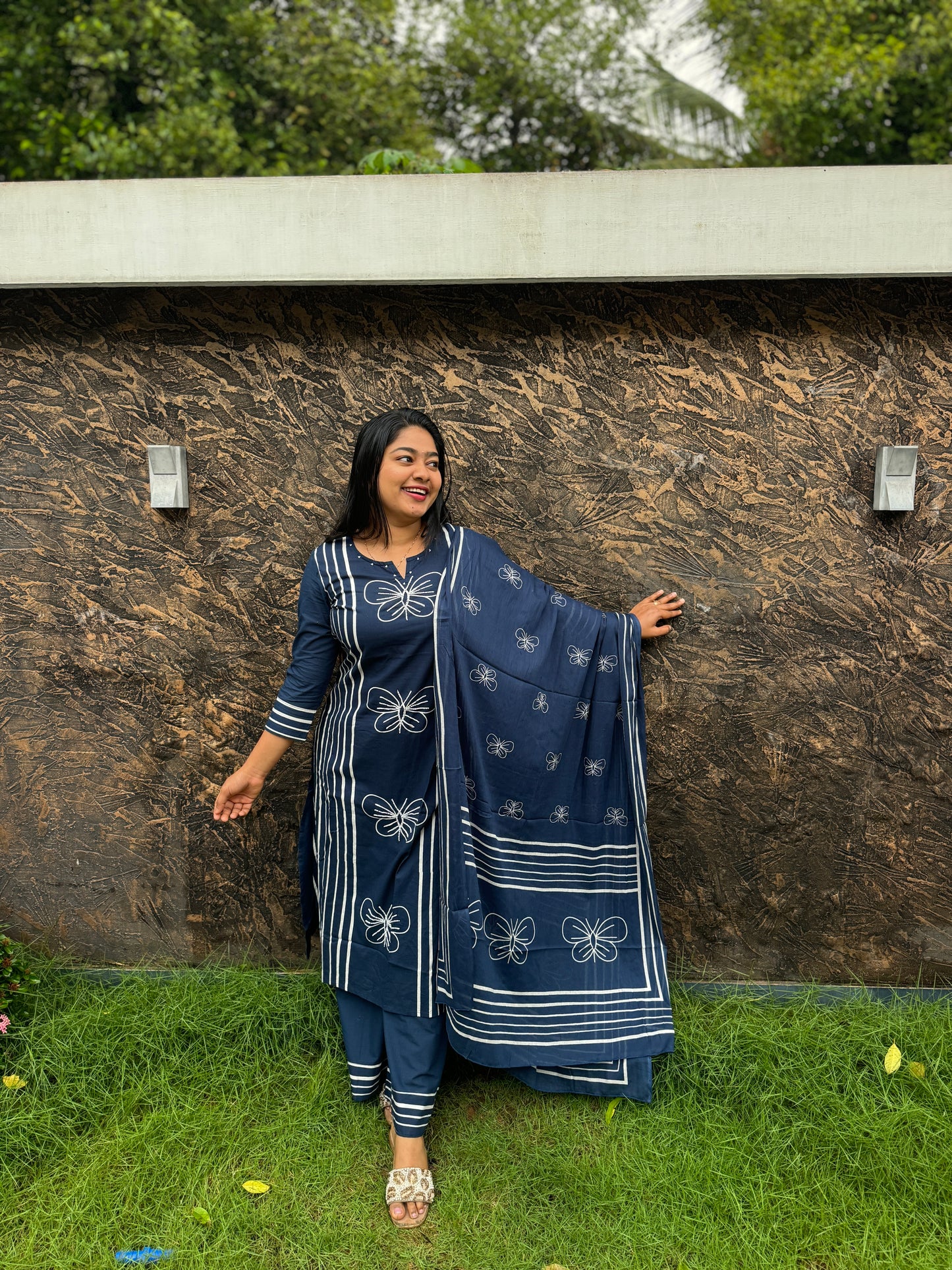 Brick Red & Blue 3-Piece Salwar Set Crafted in soft and breathable Mulmul cotton : A 1473