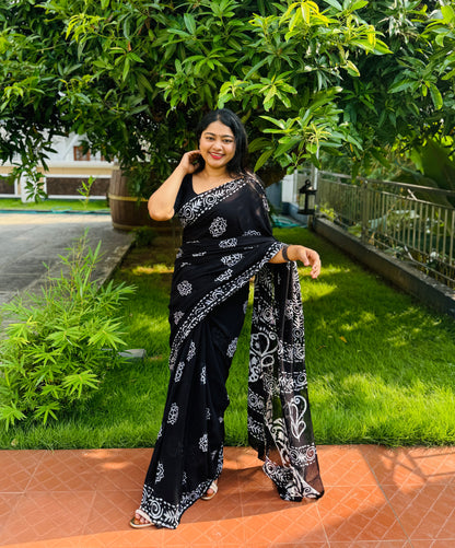 Elegant Viscose Georgette Saree- A1363