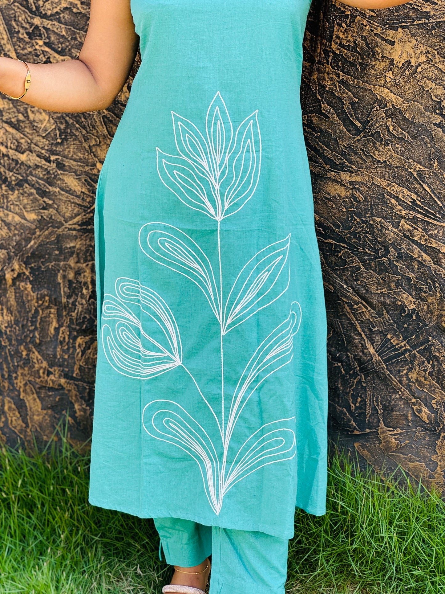 Pastel green sleeveless cord set in soft khadi cotton - A1402