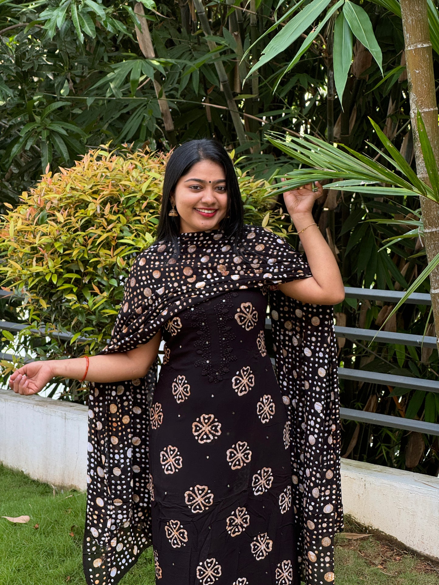 Batik Print | Georgette Fabric | Unstitched Churidar Material A1614