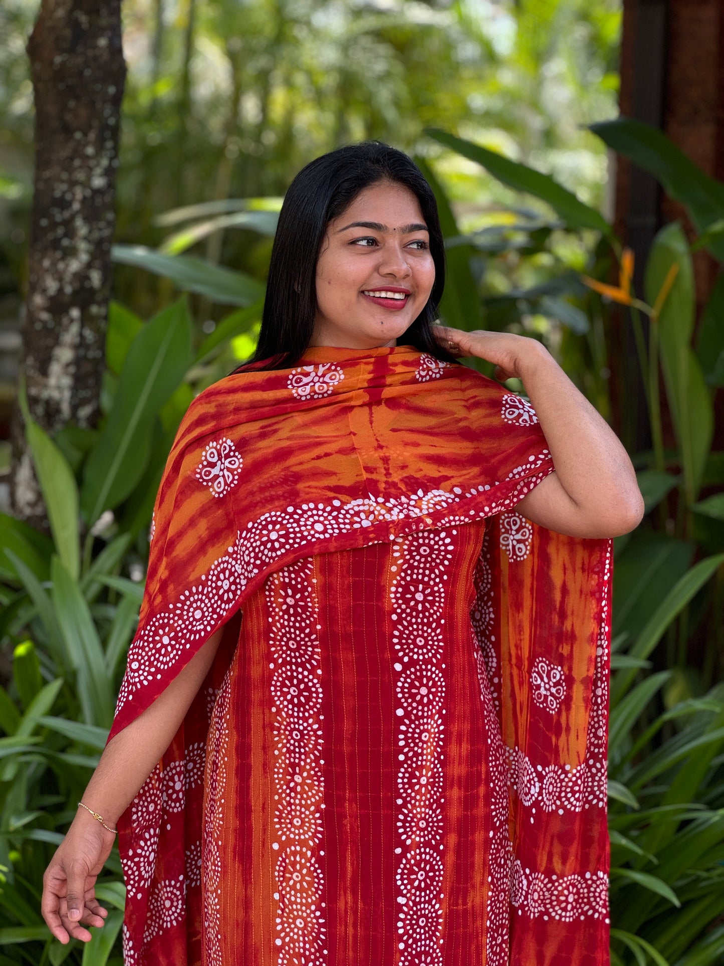 Unstitched three-piece premium georgette fabric.