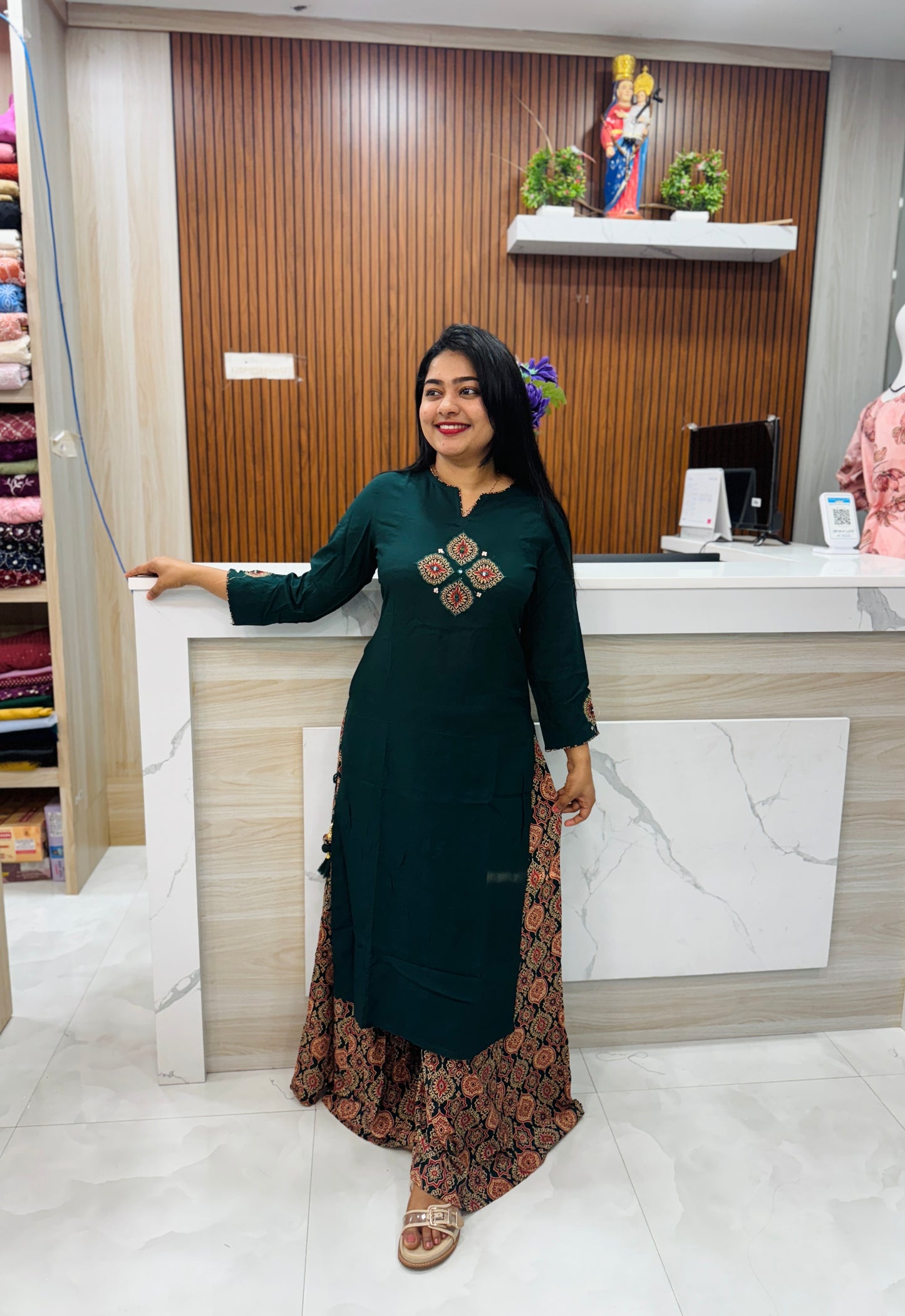 Trending Green & Black Top with Palazo A1739