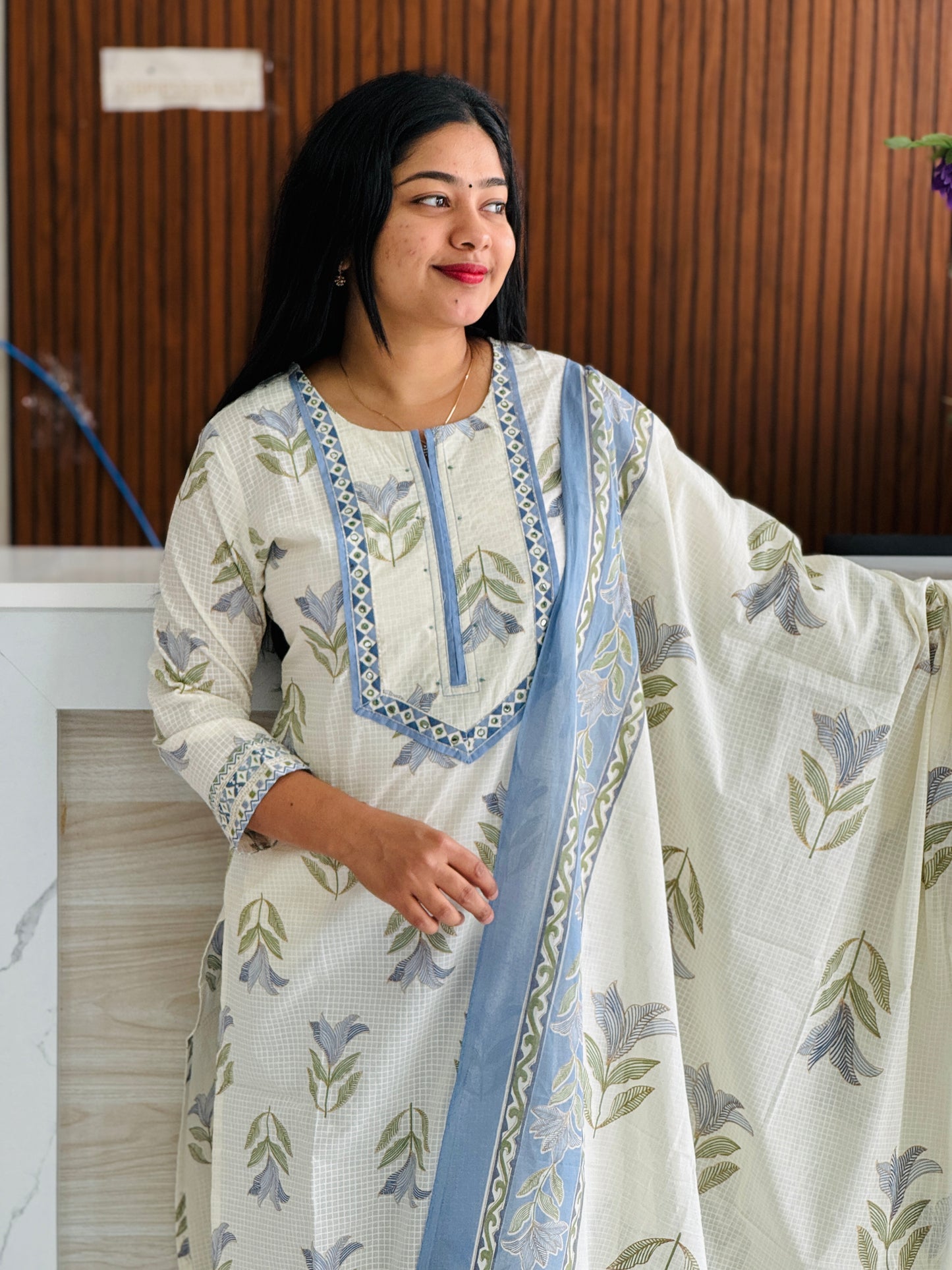 Elegant Off-White Cotton 3PC Salwar Set ✨A1781