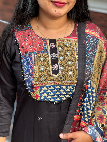 Premium Gajji Modal Silk with Pakistani Duppatta ,3 piece slitted Salwar Suit - A1323
