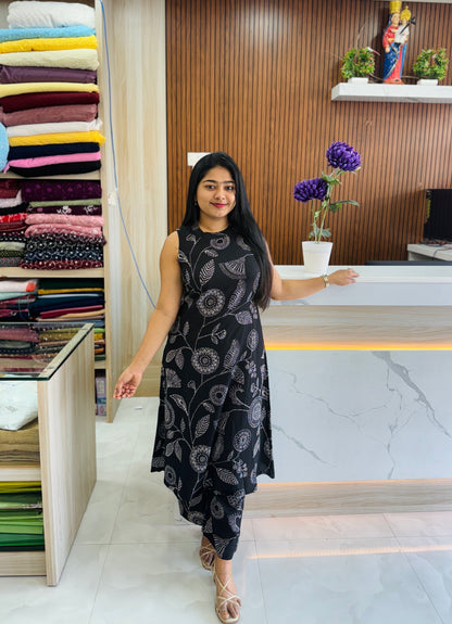 cotton cordset in a classic black & white combo A1683