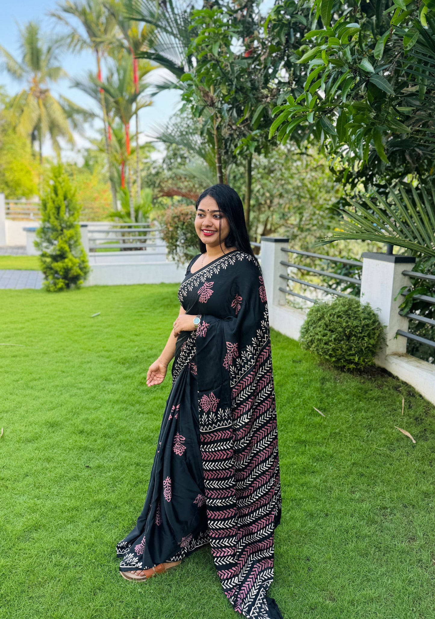 Elegant Black Modal Silk Saree A1600