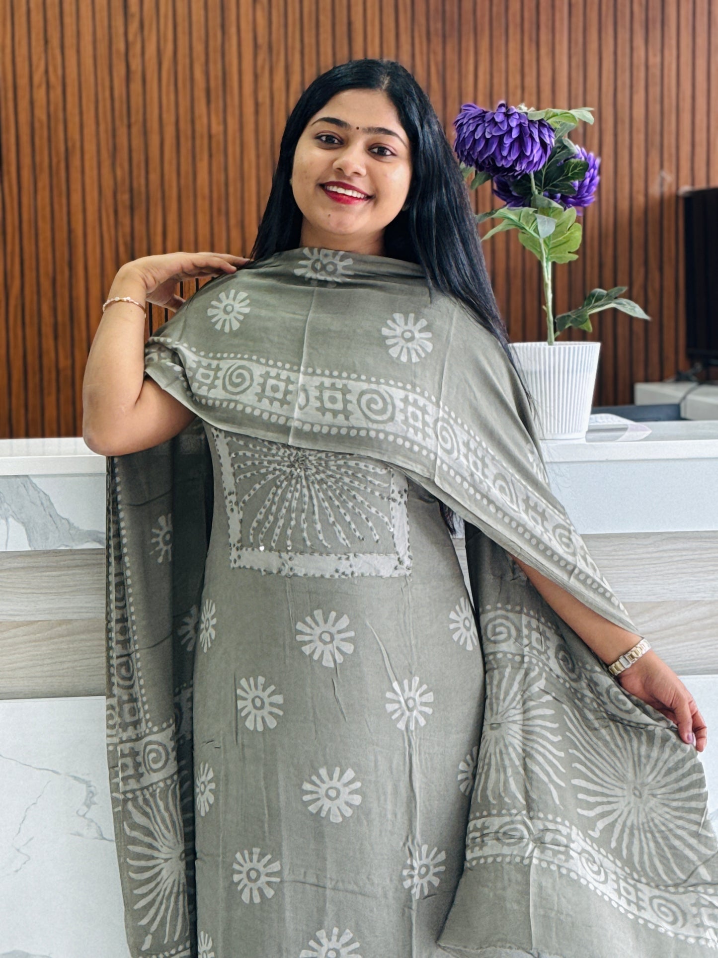 Batik Print | Georgette Fabric | Premium Unstitched Churidar Material A1947
