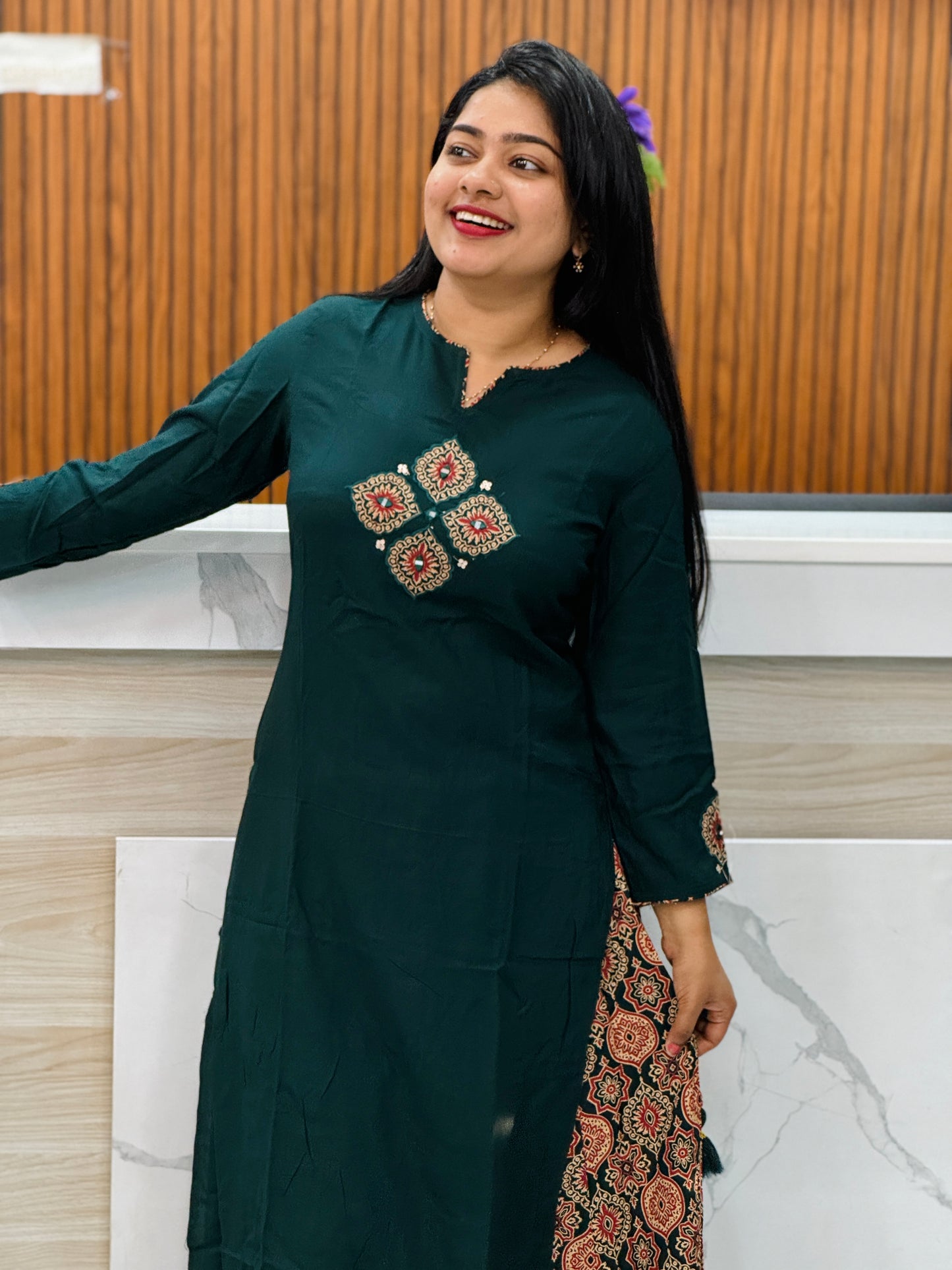Trending Green & Black Top with Palazo A1739