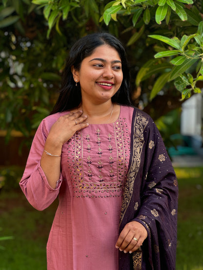 Elegant Crepe top with Banarasi Duppata - A1347