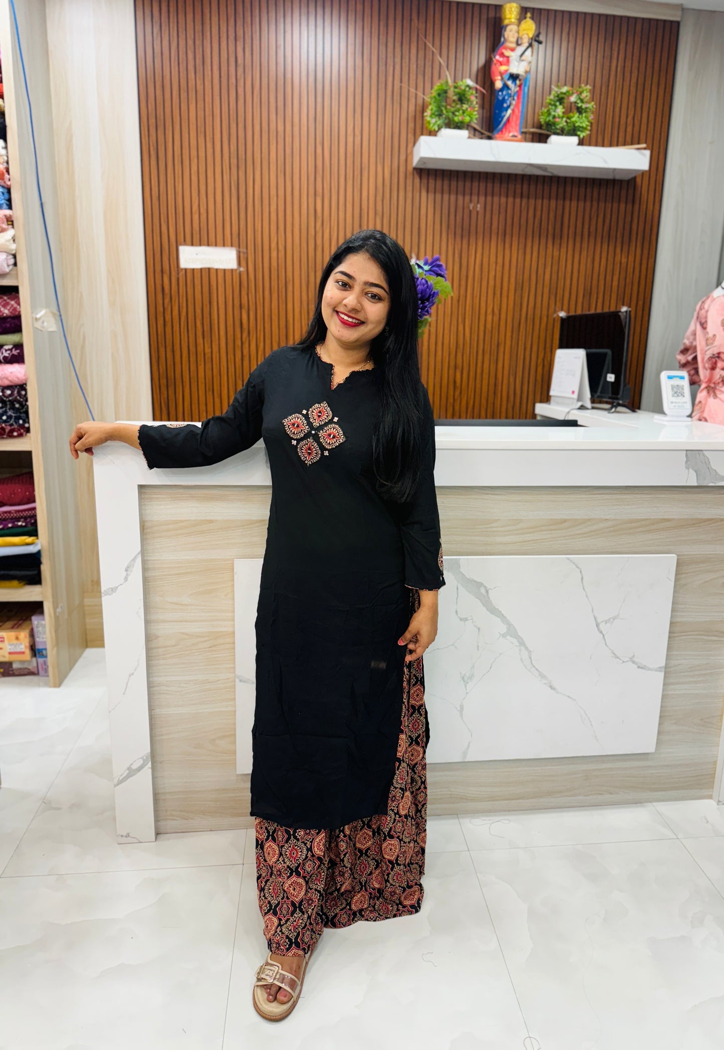 Trending Green & Black Top with Palazo A1739