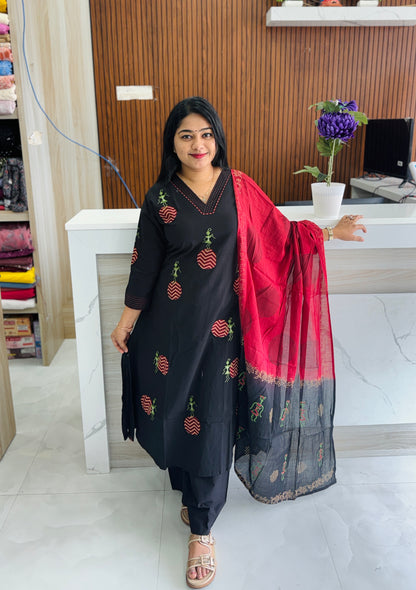 Classic Black & Red Combo 3ps A1922