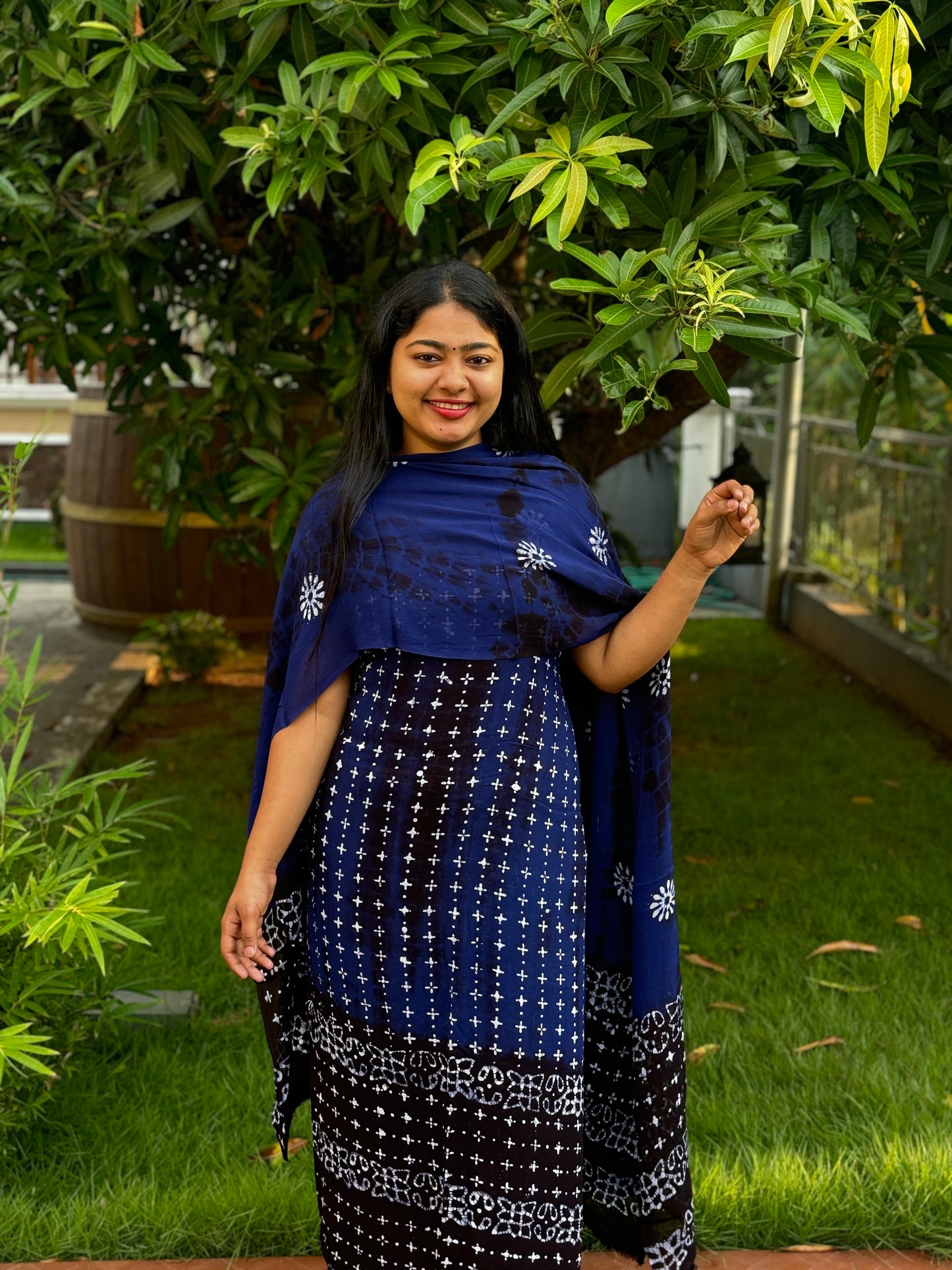 Batik Print | Georgette Fabric | Unstitched Churidar Material -