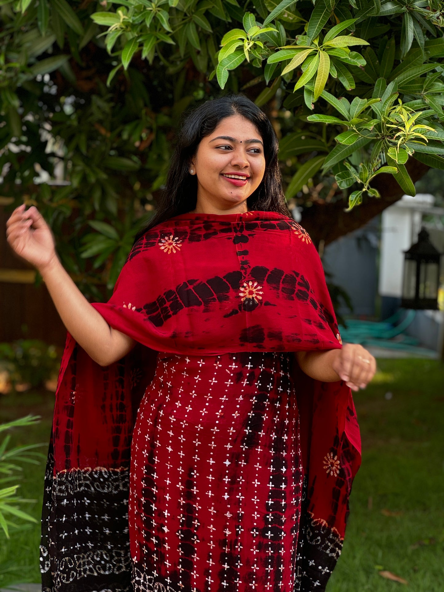 Batik Print | Georgette Fabric | Unstitched Churidar Material -