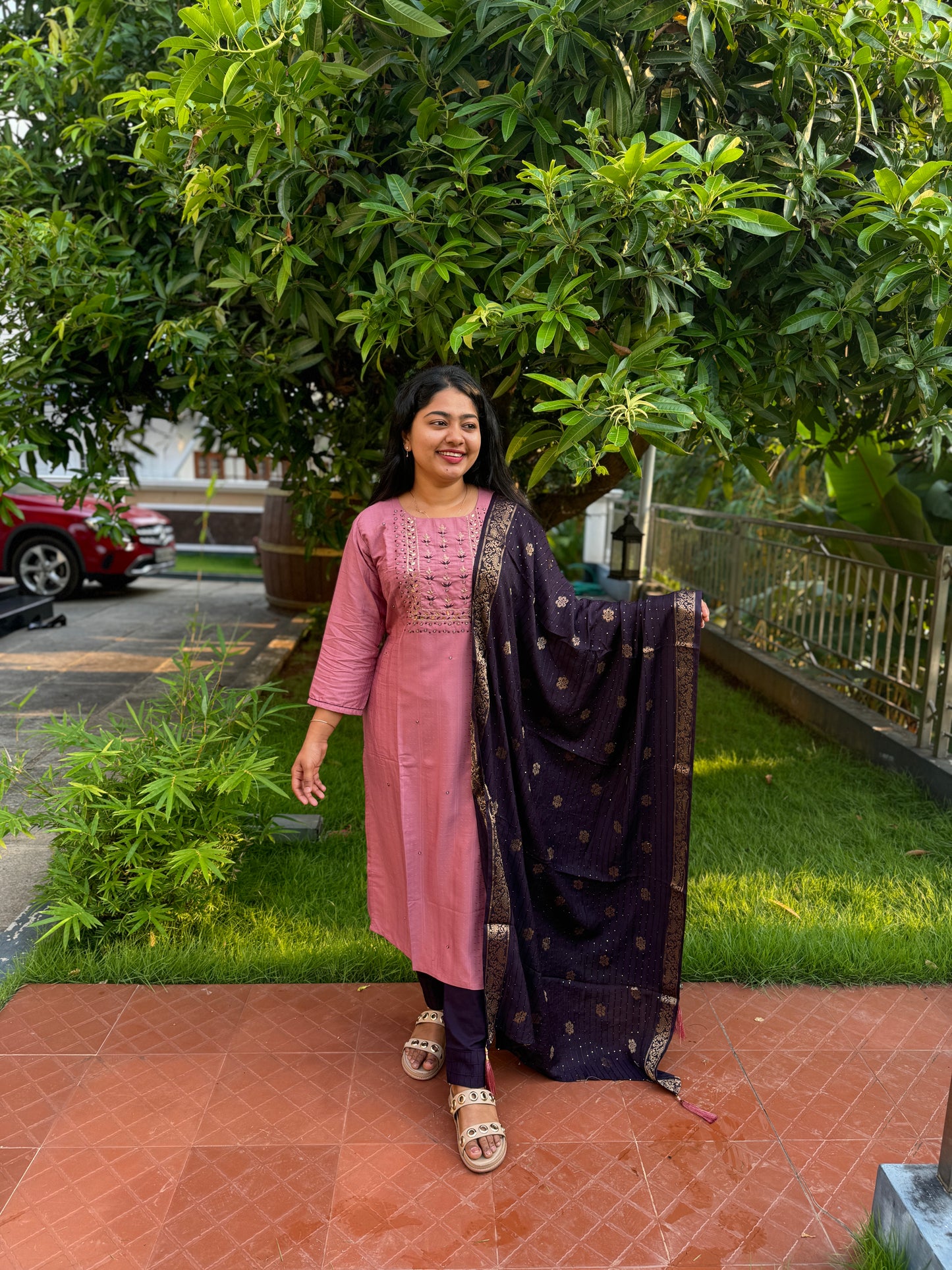Elegant Crepe top with Banarasi Duppata - A1347