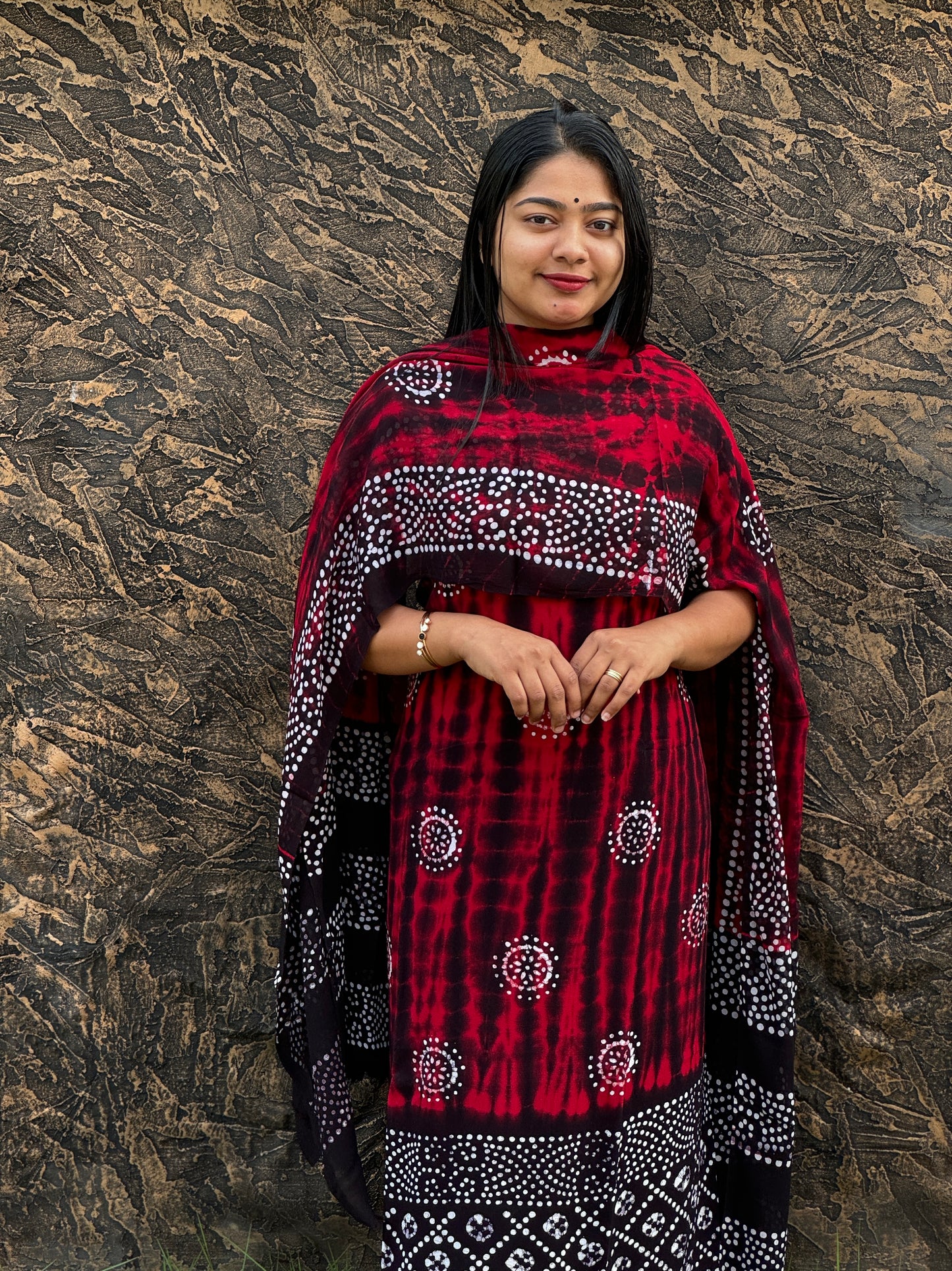 Unstitched three-piece premium georgette fabric.- A1433
