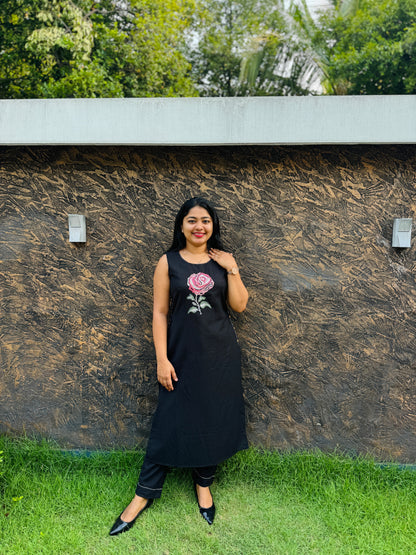 Elegance in every thread of black - A1365
