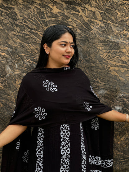 Georgette Batik Print Unstitched Churidar Material : A 1474