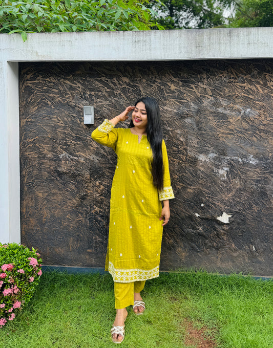 Mul cotton Cordset A 1601