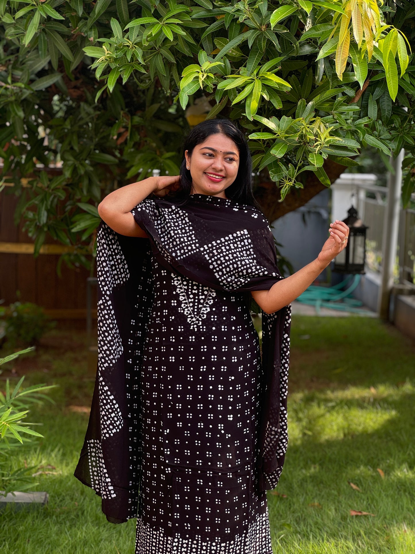 Viscose Georgette Batik Print Unstitched Churidar Material- A1372