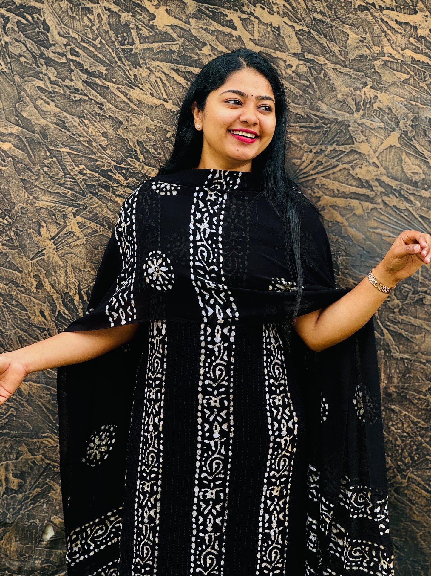 Georgette Batik Print Unstitched Churidar Material