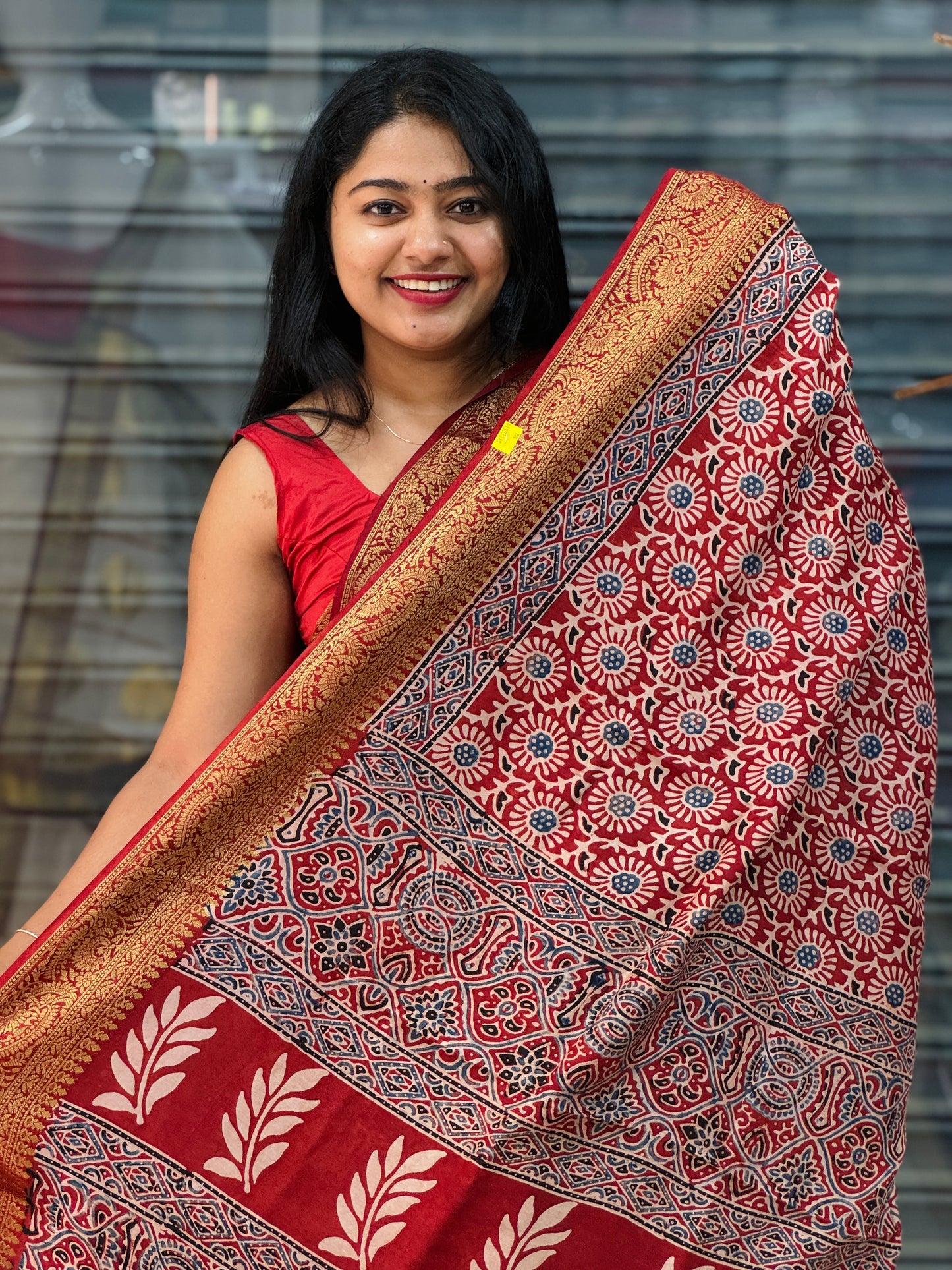 Elegant Red Dolla Silk Saree -A1344