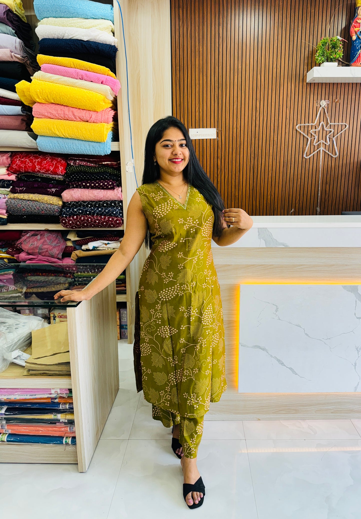 Muslin Silk Sleevless Cordset