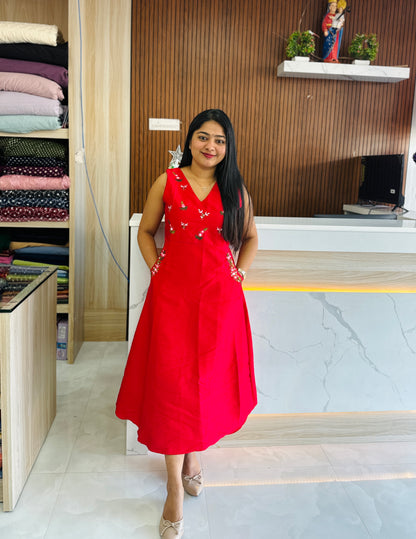 Christmas special Vatikan silk frock 🎄A1618