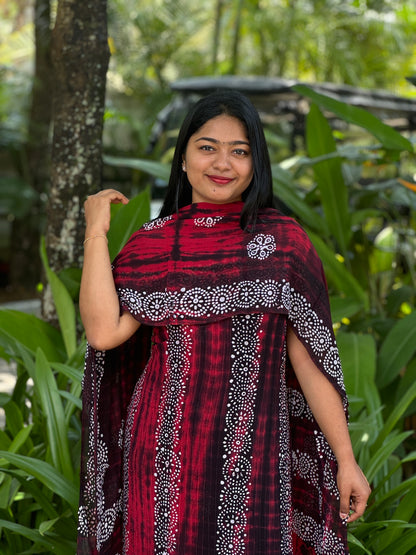 Unstitched three-piece premium georgette fabric.