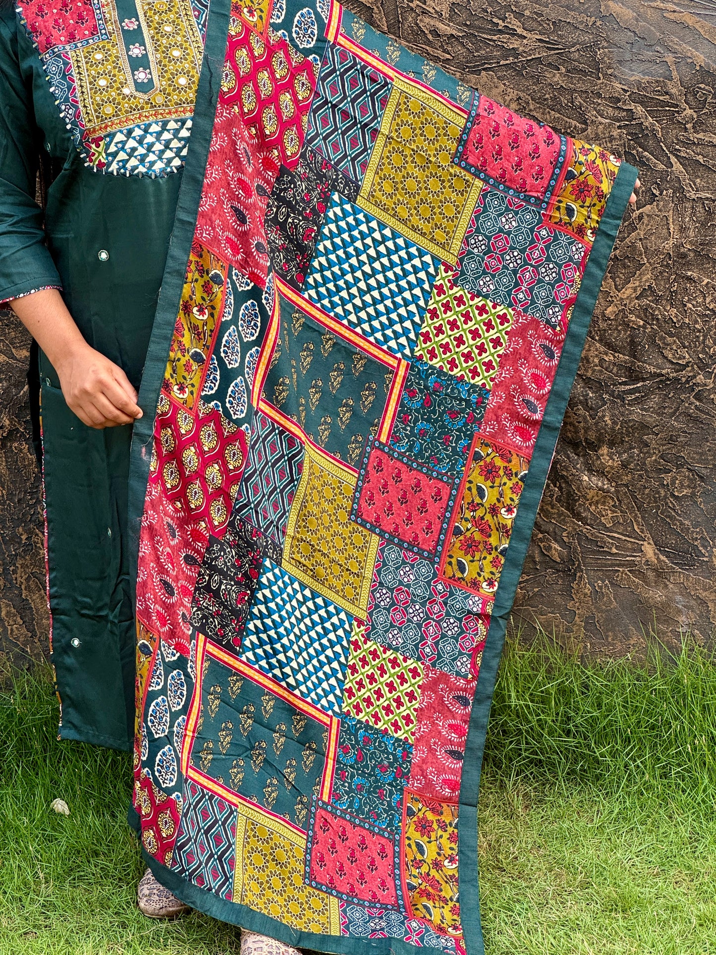 Grace in Green: Premium Gajji Modal Silk Elegance - A1383