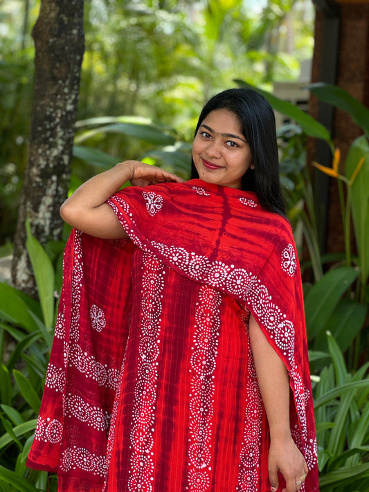 Unstitched three-piece premium georgette fabric.