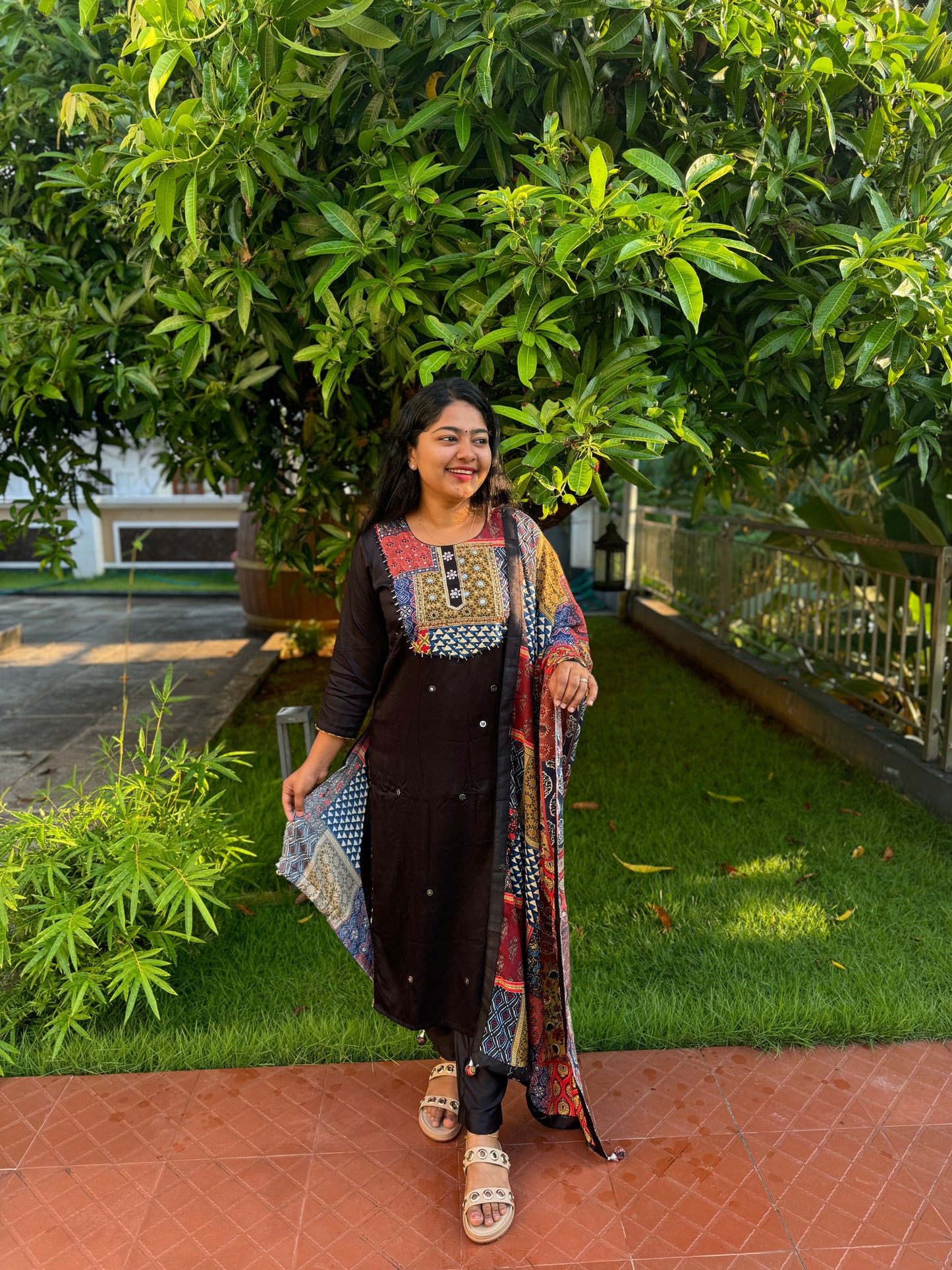 Premium Gajji Modal Silk with Pakistani Duppatta ,3 piece slitted Salwar Suit - A1323