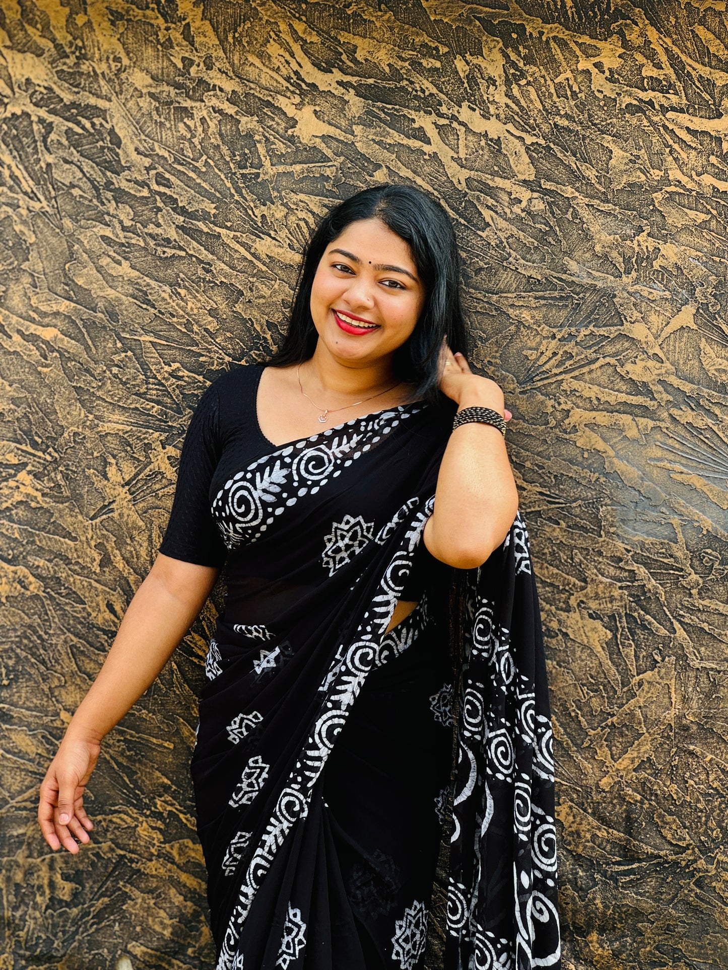 Elegant Viscose Georgette Saree- A1363