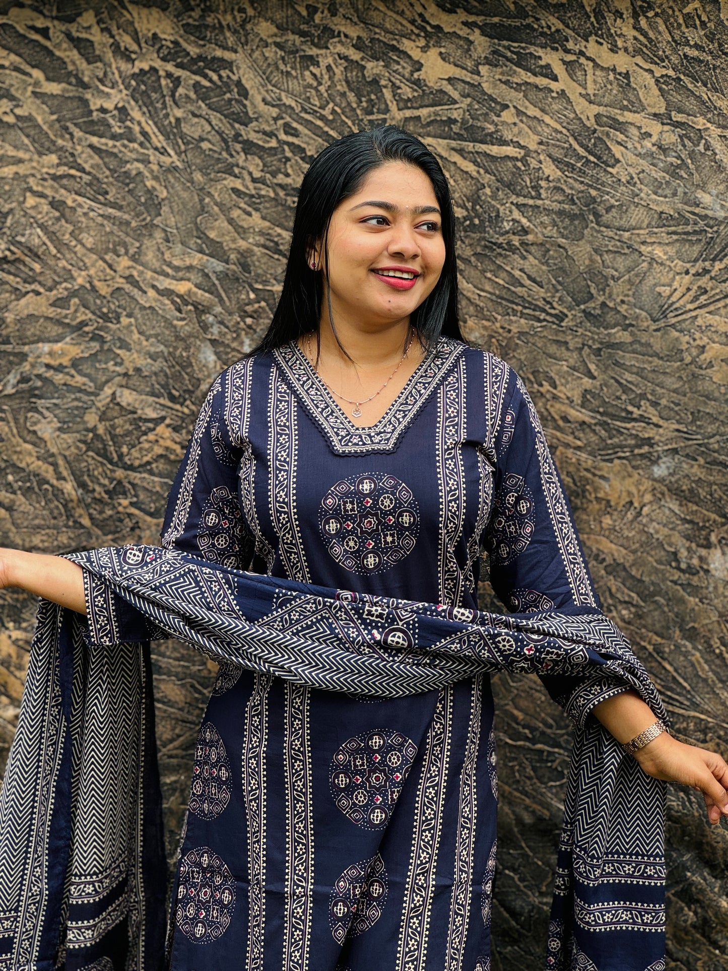 Blue & White Elegance – 3-Piece Salwar Set- A1479