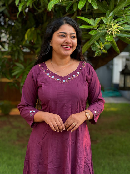Premium Gadhwal Silk 2 piece