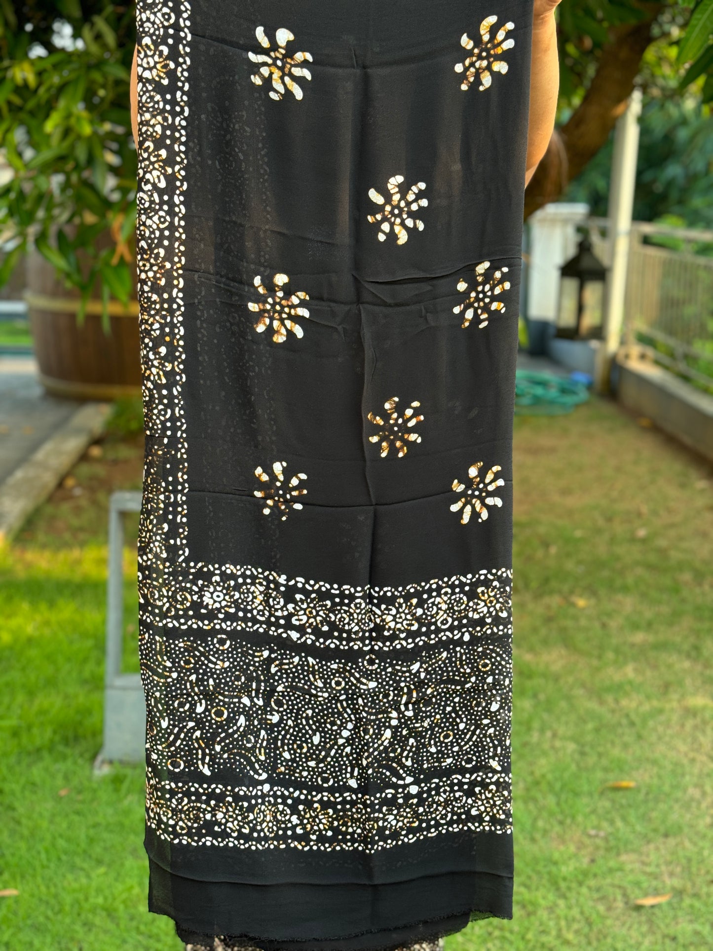 Black Georgette 3-Piece Unstitched Salwar Suit- A1035