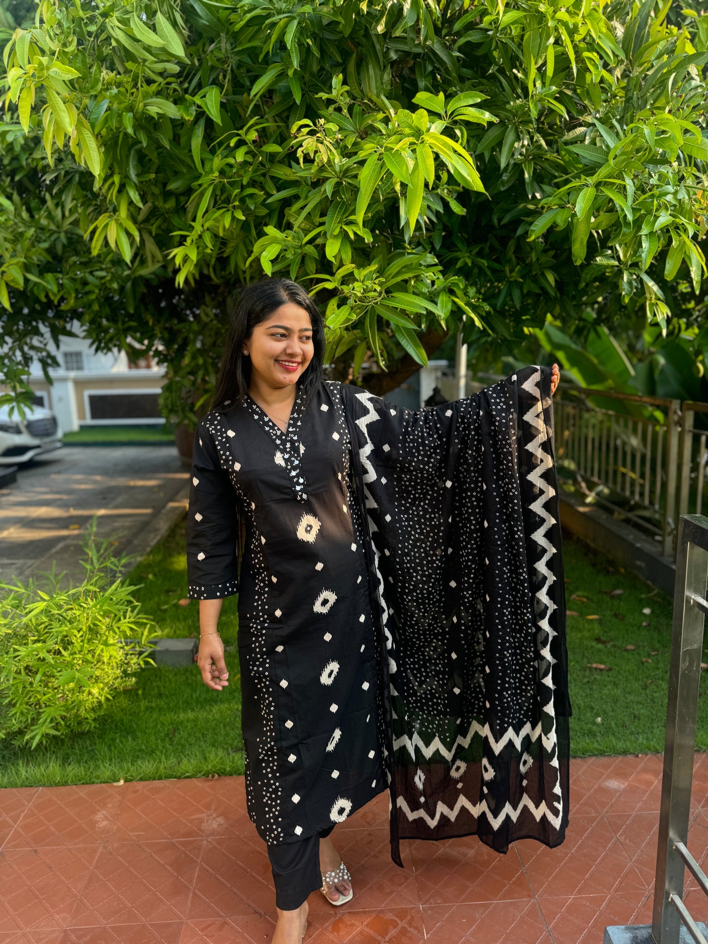 Black Cotton Slitted Salwar Set -A1010