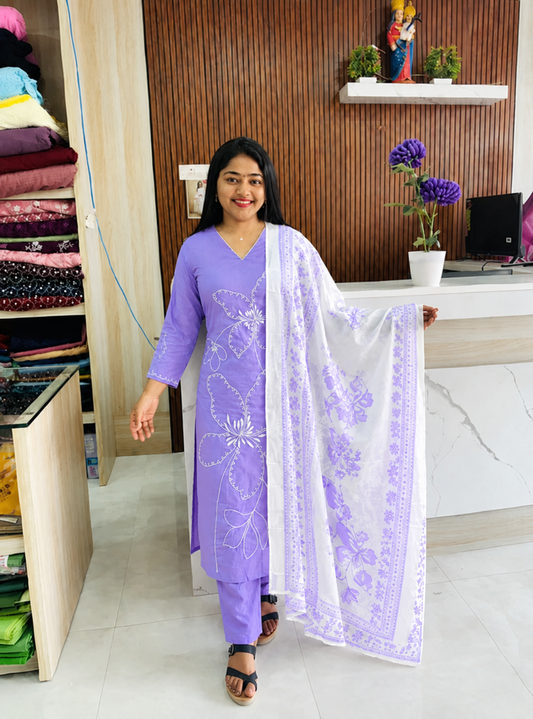 Beautiful Lavender 3-piece set with thread work A2059